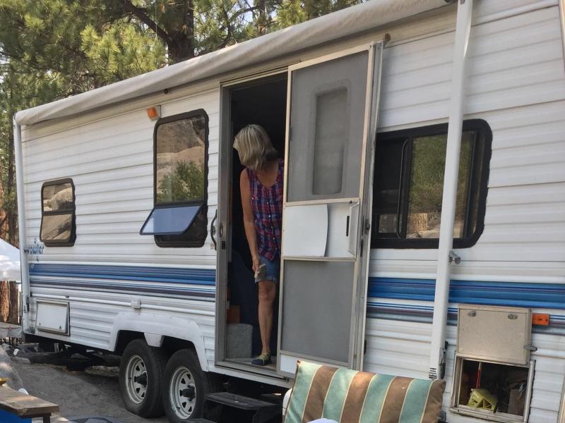 2002 Fleetwood Prowler 25' Travel Trailer 2002 Fleetwood Prowler 25' Travel Trailer