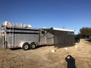 1997 Elite Aluminum Living Quarter Trailer 1997 Elite Aluminum Living Quarter Trailer