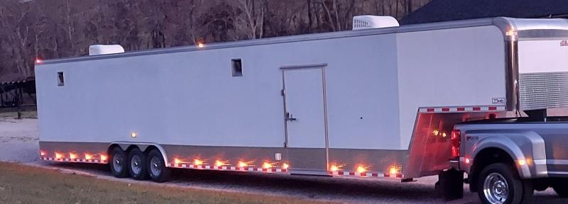2016 Cargo Mate 52' Gooseneck Car / Race Trailer 2016 Cargo Mate 52' Gooseneck Car / Race Trailer