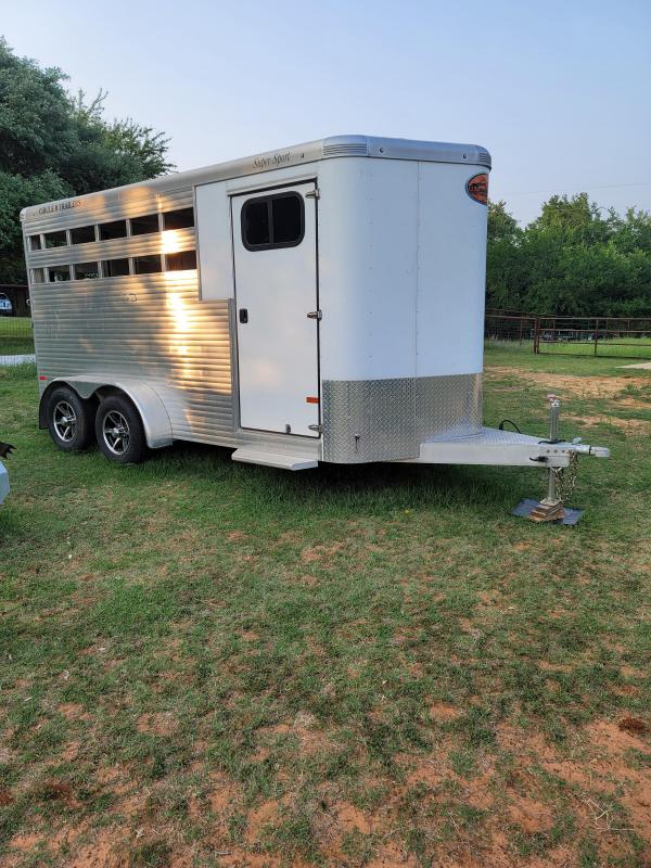 2017 Sundowner Super Sport 3 Horse Slant Load BP 2017 Sundowner Super Sport 3 Horse Slant Load BP