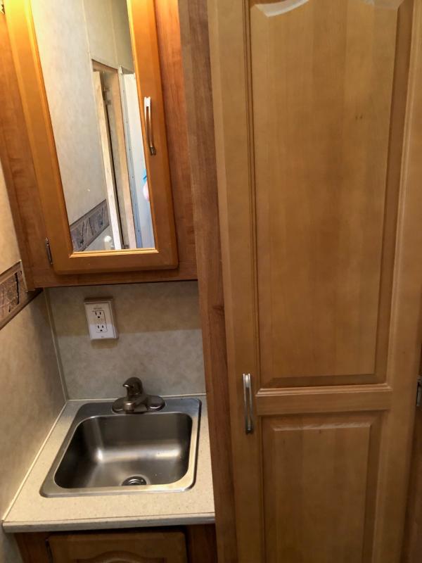 used Cargo (Enclosed) Trailers Cargo Mate  for sale, in Stockton, CA Thumbnail 6