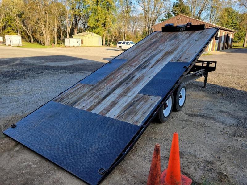 2017 Load Trail 102" x 22' Tilt Deck Equipment Trailer 2017 Load Trail 102" x 22' Tilt Deck Equipment Trailer