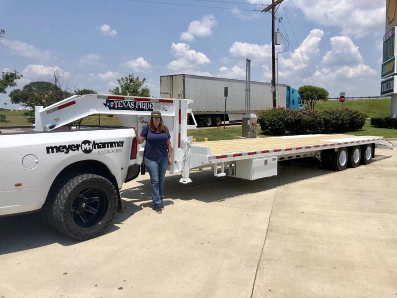2018 Texas Pride 8.5' x 30'+ 5' Flatbed Trailer 2018 Texas Pride 8.5' x 30'+ 5' Flatbed Trailer