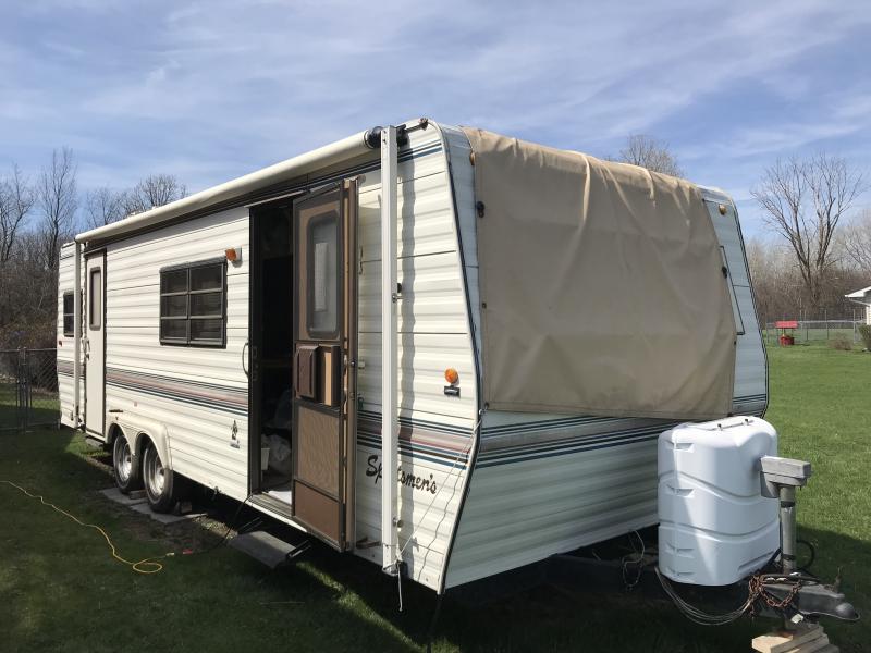 1982 Sportmen's 4 Sleeps Travel Trailer in Winthrop Harbor, IL ...