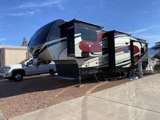 2020 Vanleigh RV Beacon FLB 40 Fifth Wheel 2020 Vanleigh RV Beacon FLB 40 Fifth Wheel