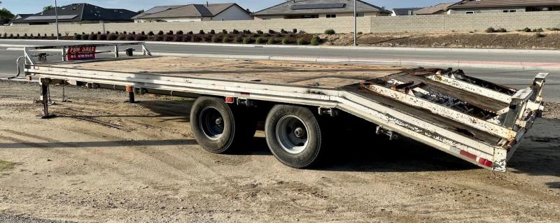 2005 Brock's 100" x 25' (20' Flat Deck + 5') 22K GVWR 2005 Brock's 100" x 25' (20' Flat Deck + 5') 22K GVWR