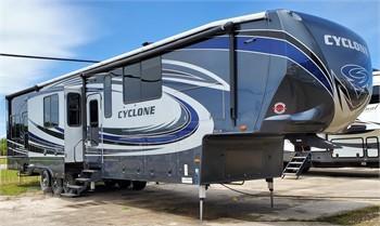 2017 Heartland Cyclone 4250 5th Wheel Toy Hauler 2017 Heartland Cyclone 4250 5th Wheel Toy Hauler