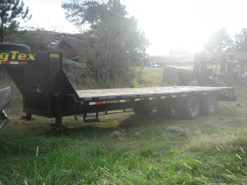 2004 Big Tex 20' GN22 Dually Flatbed with Folding Ramps Big Tex