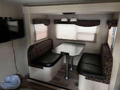 used Travel Trailers Winnebago Minnie Winnie for sale, in Oceanside, CA Thumbnail 5