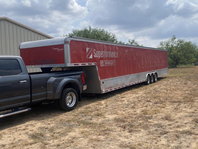 2004 United Trailers 48' Gooseneck Car Hauler - Enclosed 2004 United Trailers 48' Gooseneck Car Hauler - Enclosed
