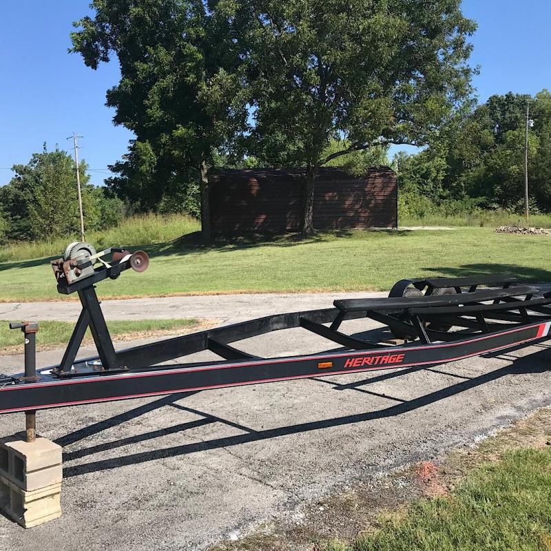 1999 Heritage 25'-26' Boat Trailer 1999 Heritage 25'-26' Boat Trailer
