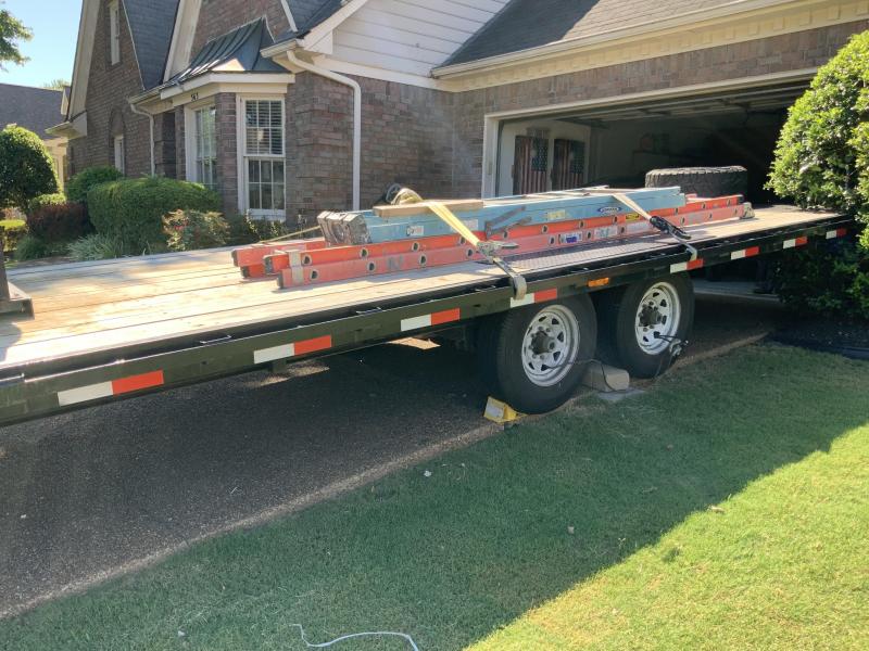 2020 PJ Trailers 22' Deckover Equipment Trailer 2020 PJ Trailers 22' Deckover Equipment Trailer