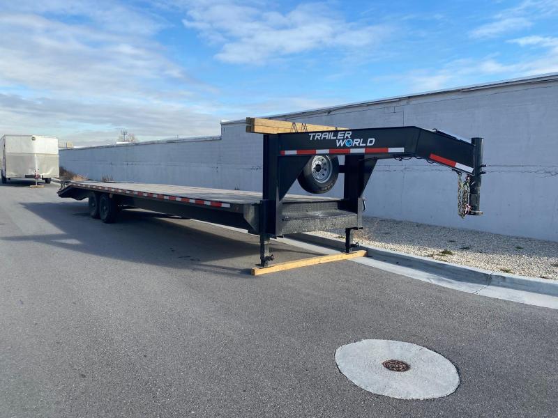 2021 Trailer World 34' Gooseneck Flat Bed Trailer 2021 Trailer World 34' Gooseneck Flat Bed Trailer