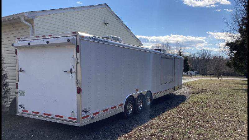 used Car Haulers / Racing Trailers Featherlite  for sale, in Laplata, MD Thumbnail 2