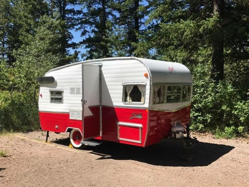 2015 Shasta Airflyte 16' Travel Trailer 2015 Shasta Airflyte 16' Travel Trailer