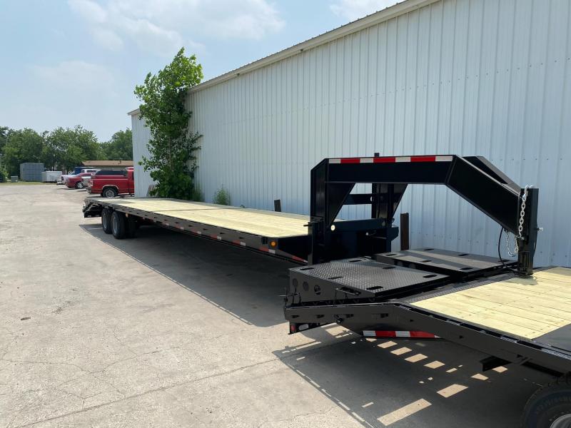 2022 BT Trailer Gladiator 35'+5' Gooseneck w/ Heavy Duty Fold-In Ramps 2022 BT Trailer Gladiator 35'+5' Gooseneck w/ Heavy Duty Fold-In Ramps