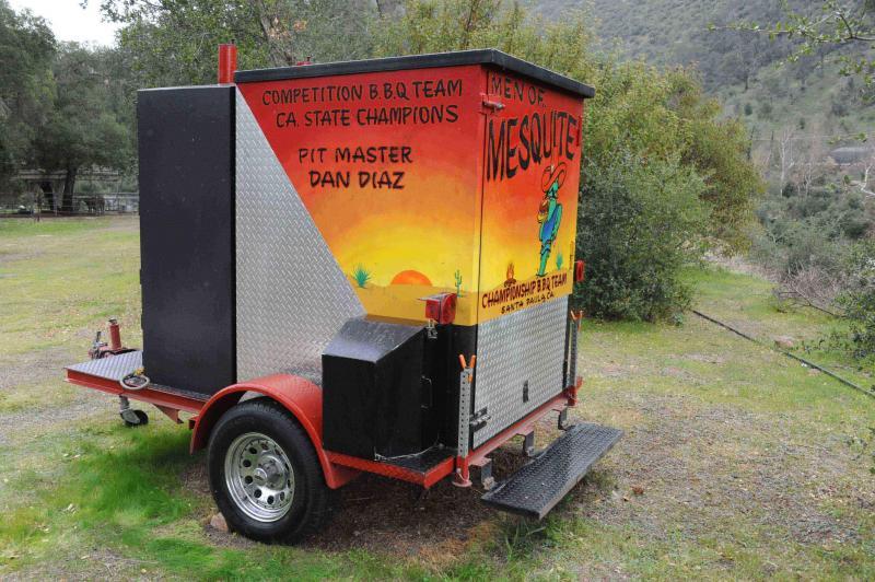 2009 Custom 6' x 10' BBQ Smoker 2009 Custom 6' x 10' BBQ Smoker