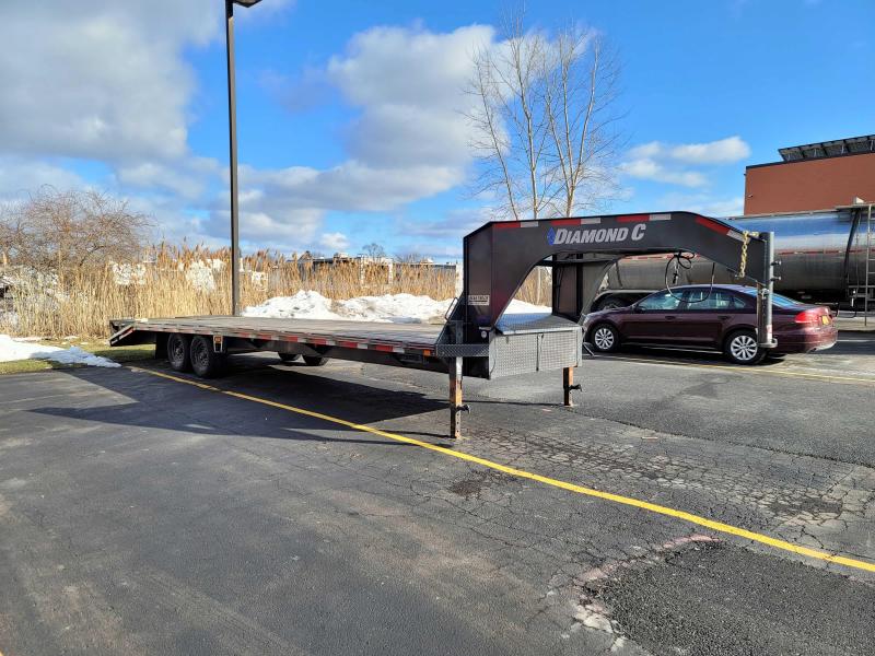2020 Diamond C FMAX207 102" x 30' Deckover Flatbed Trailer w/ Max Ramps 2020 Diamond C FMAX207 102" x 30' Deckover Flatbed Trailer w/ Max Ramps