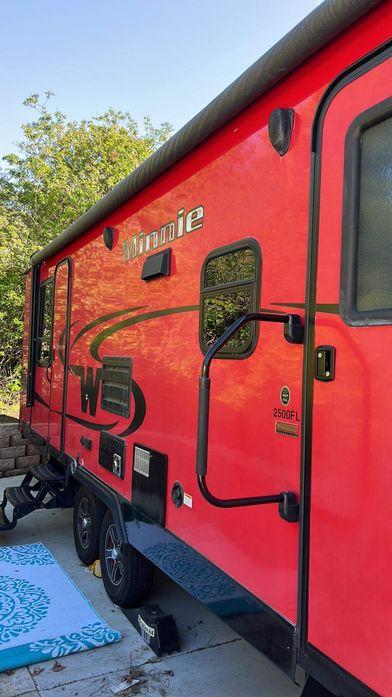 used Travel Trailers Winnebago Minnie Winnie for sale, in Oceanside, CA image-0