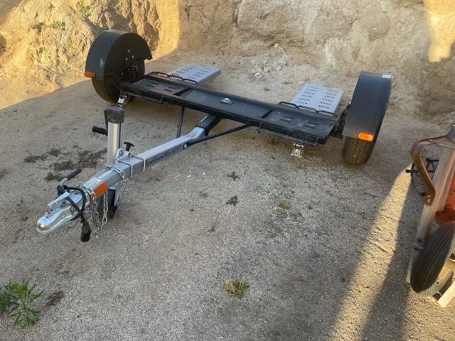 2018 Roadmaster 102"x121" Tow Dolly 2018 Roadmaster 102"x121" Tow Dolly