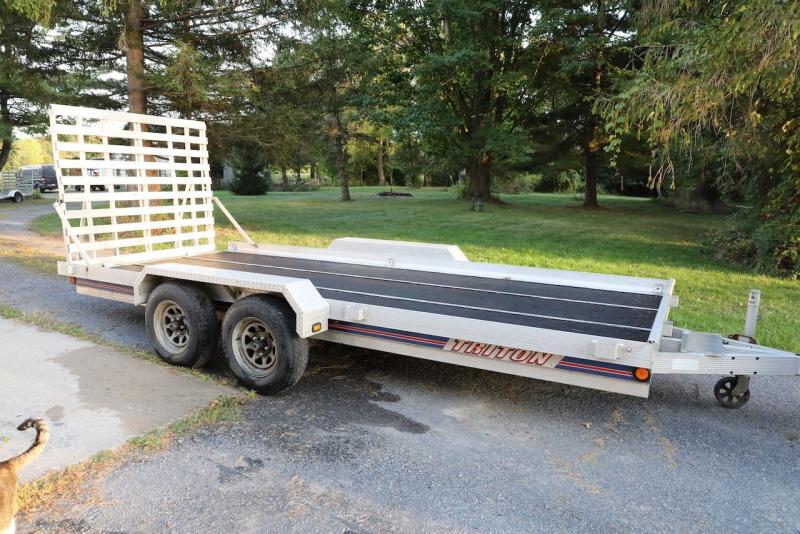 2005 Triton 16' 7K Tandem Axle Utility Trailer 2005 Triton 16' 7K Tandem Axle Utility Trailer