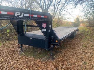 2018 PJ 28' Gooseneck Flatbed Trailer w/ Monster Ramps 2018 PJ 28' Gooseneck Flatbed Trailer w/ Monster Ramps