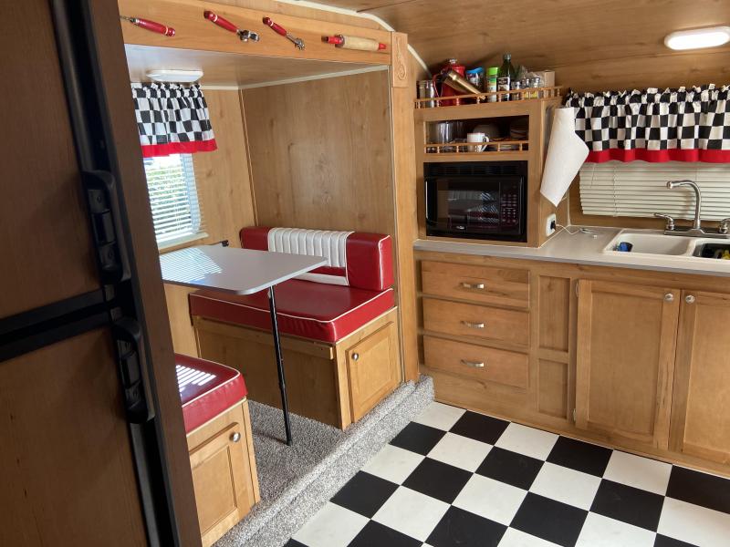 2019 Riverside Retro 19' Travel Trailer in Ventura, CA | Trailer Trader