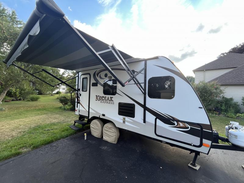 2014 Dutchmen Mfg Kodiak 7x19'7'' Travel Trailer RV 2014 Dutchmen Mfg Kodiak 7x19'7'' Travel Trailer RV