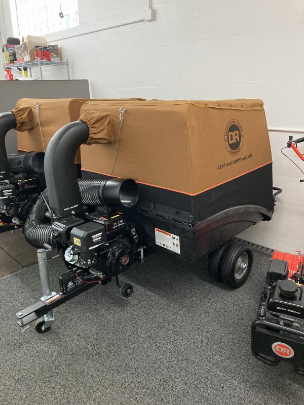 2022 DR Power Equipment Leaf & Lawn Vacuum 2022 DR Power Equipment Leaf & Lawn Vacuum