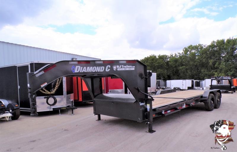 2022 Diamond C Trailers 82x24 HDT-210 Equipment Trailer 2022 Diamond C Trailers 82x24 HDT-210 Equipment Trailer