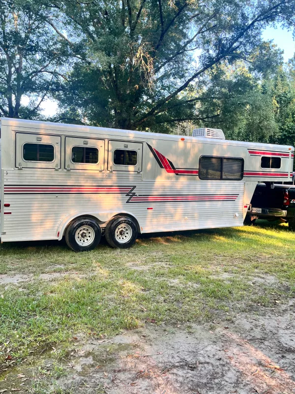 used Horse Trailers Sundowner Trailers  for sale, in Union, MS Thumbnail 2