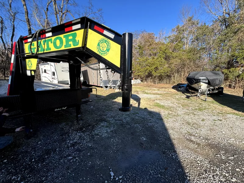Gator Made Trailers 35+5 Gooseneck Trailer