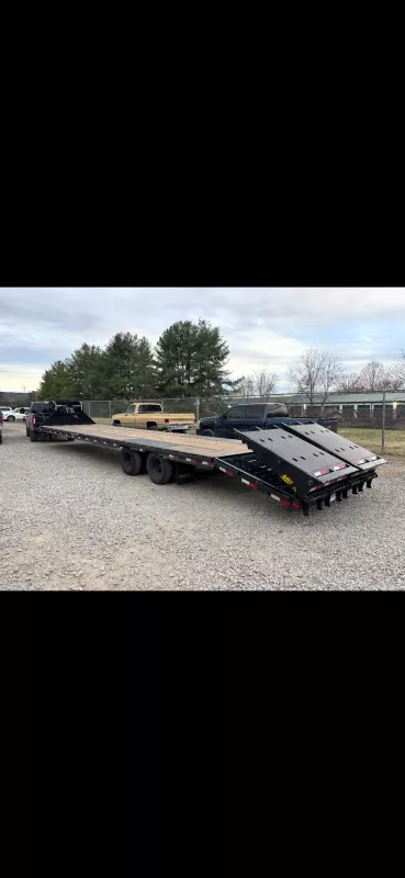 2025 Big Tex Trailers 25GN Heavy Duty Tandem Dual Gooseneck Trailer Equipment / Flatbed Trailers
