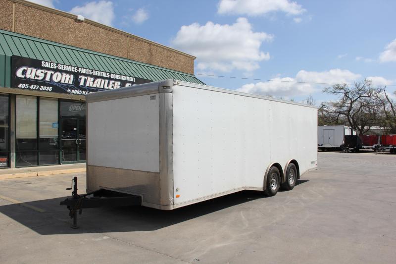 8.5' X 24' TANDEM AXLE ENCLOSED TRAILER 8.5' X 24' TANDEM AXLE ENCLOSED TRAILER