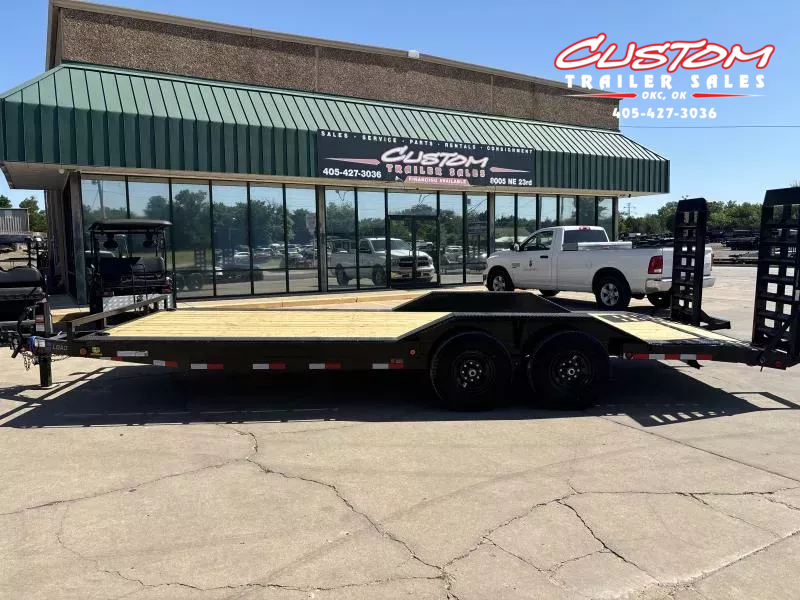 #353147 2025 LOAD TRAIL CH 22 X 102 TANDEM AXLE 14K EQUIPMENT HAULER W/ FOLD UP RAMPS 1747152824