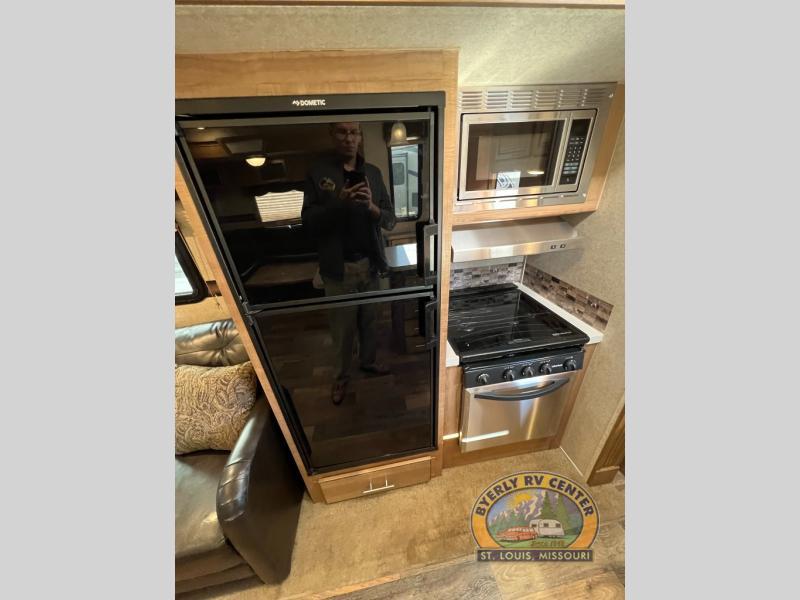 used Travel Trailers Forest River Rockwood for sale, in Eureka, MO Thumbnail 14