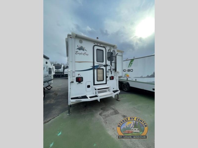 used Truck Bed Campers Adventurer Campers Eagle Cap for sale, in Eureka, MO Thumbnail 5