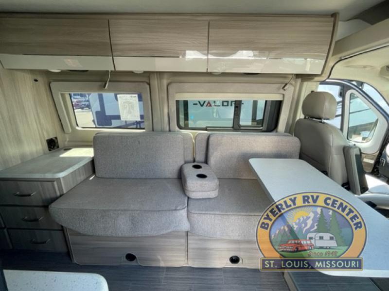 new Camper / RV Thor Motor Coach Sequence for sale, in Eureka, MO Thumbnail 13