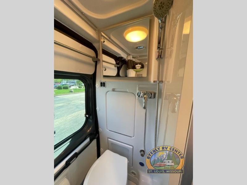 new Camper / RV Thor Motor Coach Sequence for sale, in Eureka, MO Thumbnail 3