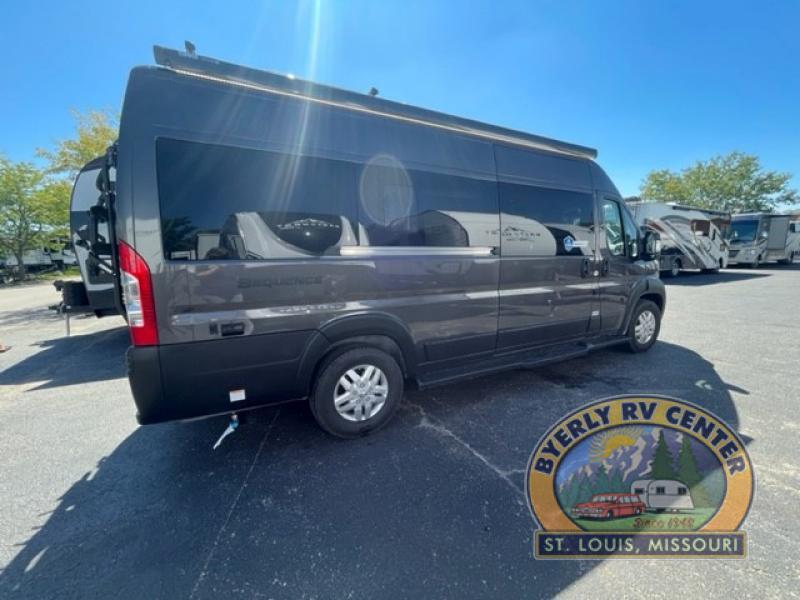 new Camper / RV Thor Motor Coach Sequence for sale, in Eureka, MO Thumbnail 4