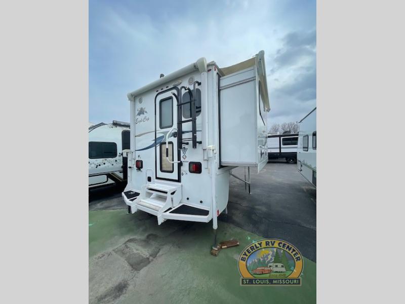 used Truck Bed Campers Adventurer Campers Eagle Cap for sale, in Eureka, MO Thumbnail 4