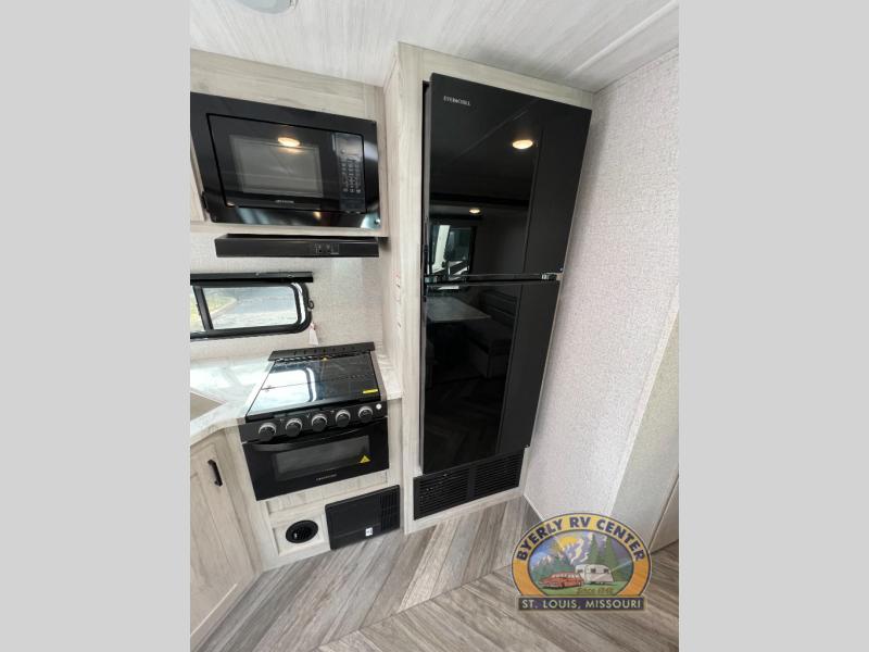 new Travel Trailers East To West Della Terra for sale, in Eureka, MO Thumbnail 12