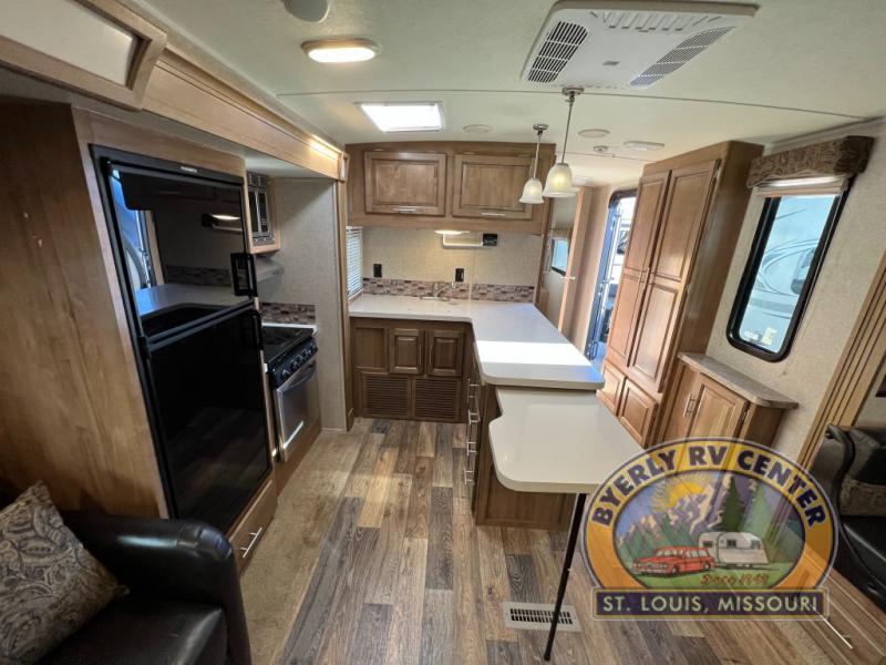 used Travel Trailers Forest River Rockwood for sale, in Eureka, MO Thumbnail 9