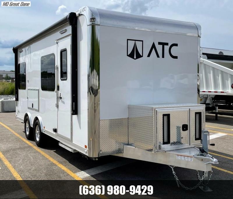8.5 X 20 Office Trailer w/ Bathroom / 20' Command Trailer 8.5 X 20 Office Trailer w/ Bathroom / 20' Command Trailer