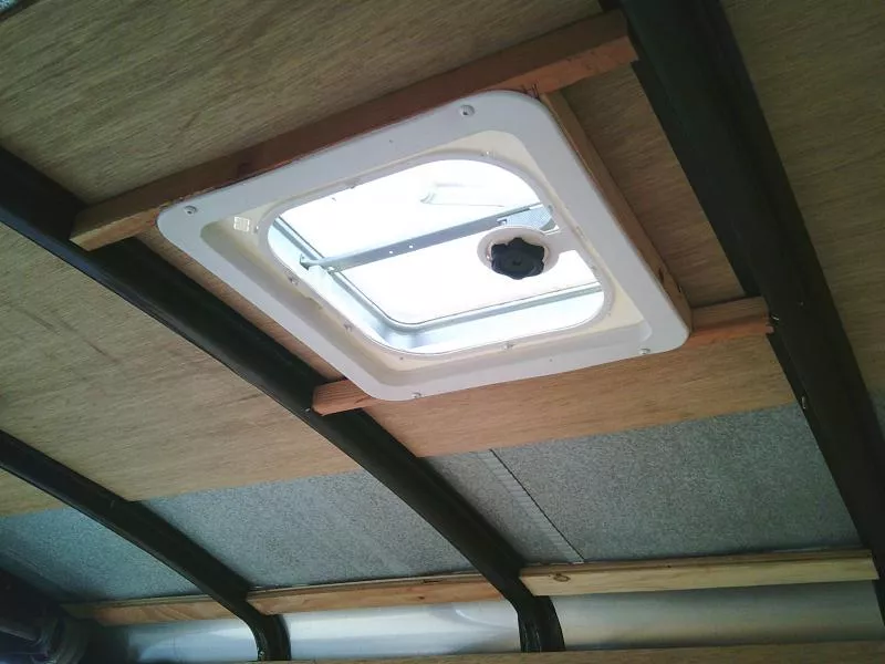 used Cargo (Enclosed) Trailers Cargo Mate  for sale, in Olympia, WA Thumbnail 16