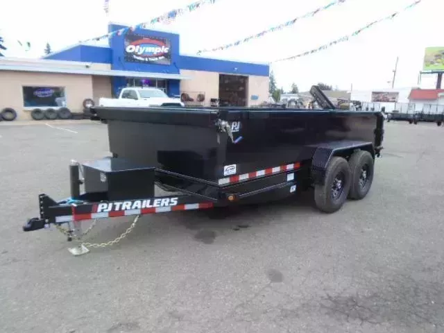 2026 PJ 7x14 14K Dump With Tarp Kit / Ramps / Spreader Gate / Support Stands