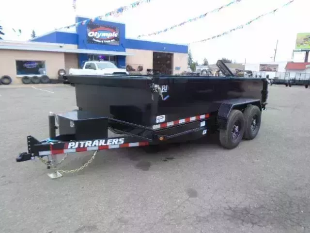 2026 PJ 7x14 14K Dump With Tarp Kit / Ramps / Spreader Gate / Support Stands