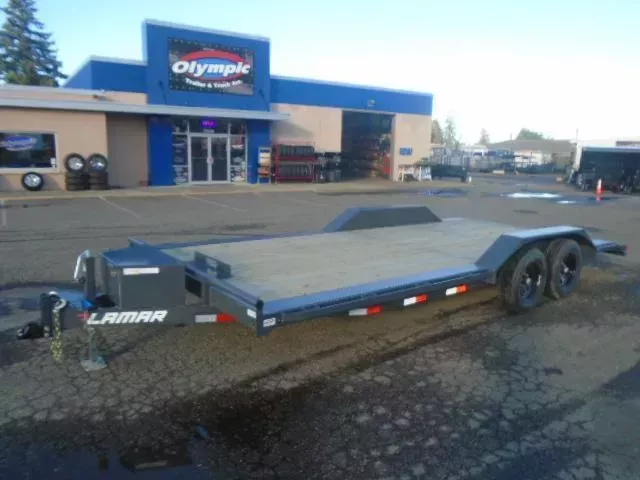 2026 Lamar 8.5x20 10K Classic Car Hauler (CC) With Dove Tail / Winch Plate