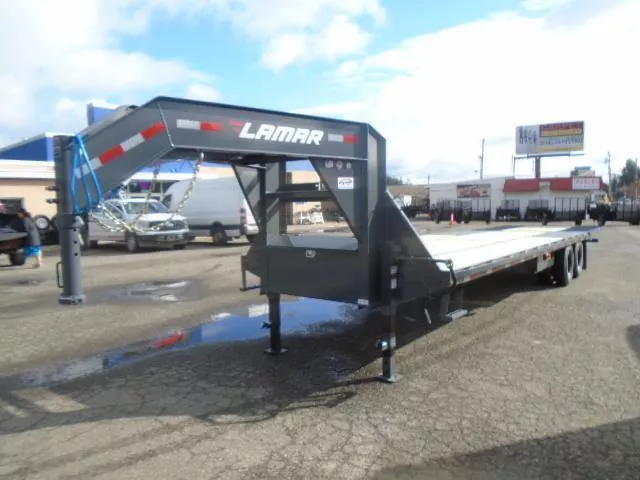 2026 Lamar FD 8.5x32 20K XD Gooseneck Deckover Equipment Trailer With Hydraulic Dove