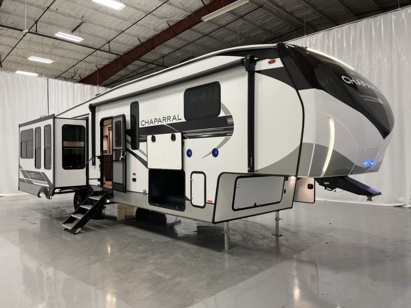 2022 Coachmen Chaparral 360IBL Fifth Wheel 2022 Coachmen Chaparral 360IBL Fifth Wheel